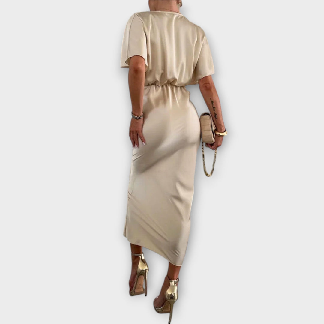 Sable - Vestido largo de satén negro con detalle de nudo