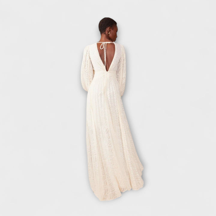 Elsa - Vestido maxi color crema con bordado elegante