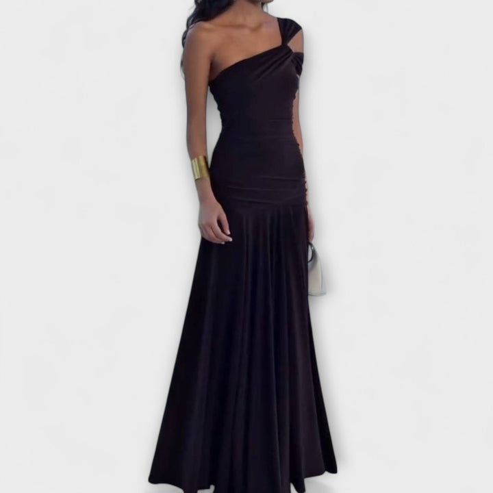 Margot - Vestido largo negro con hombros al descubierto