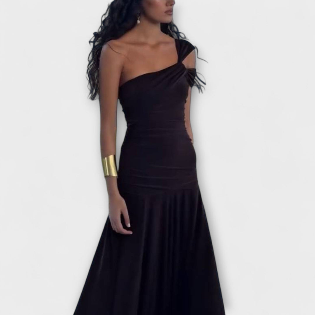 Margot - Vestido largo negro con hombros al descubierto