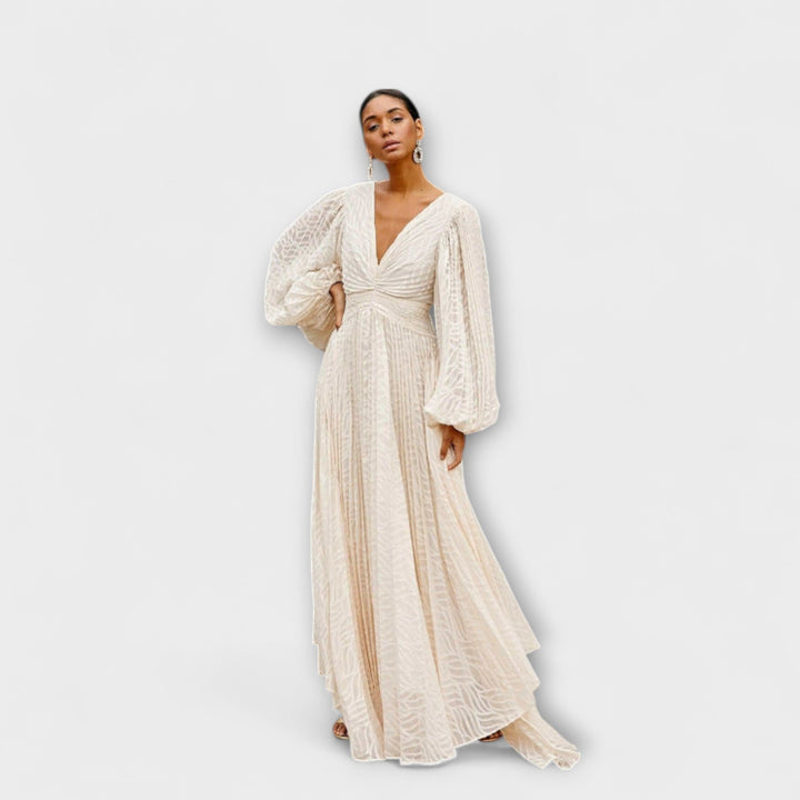 Elsa - Vestido maxi color crema con bordado elegante