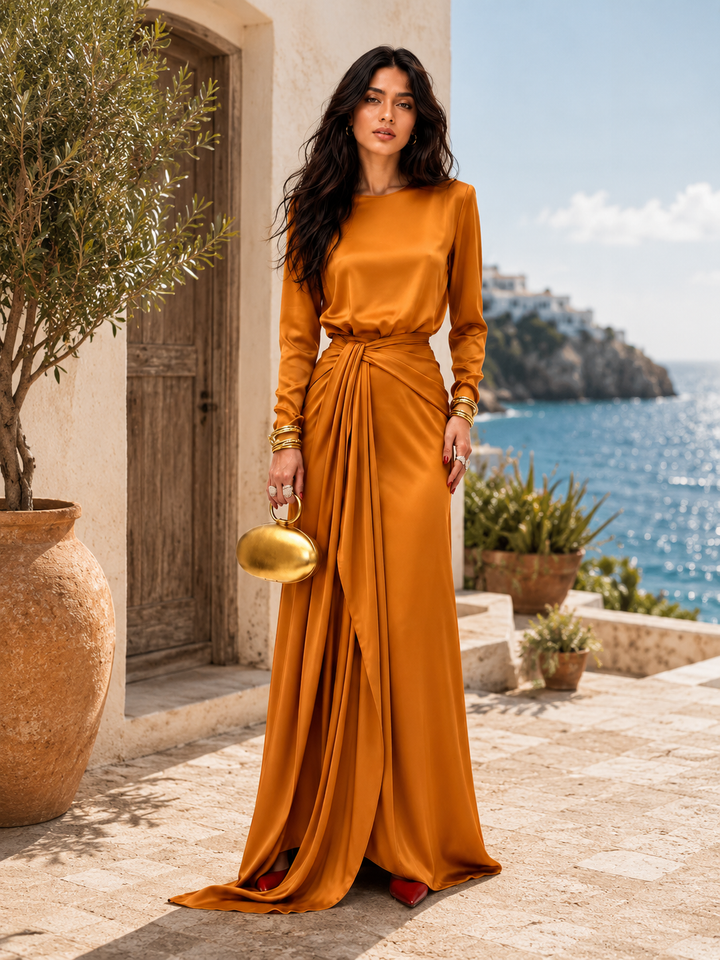 Carmen - Vestido maxi de satén drapeado