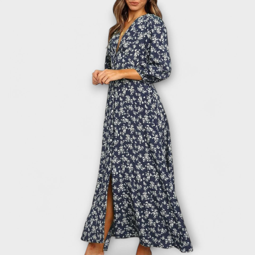 Vestido maxi azul y blanco con estampado de flores