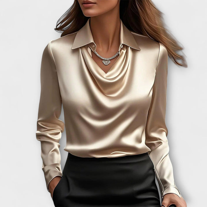 Meli - Blusa brillante color champán con fruncidos