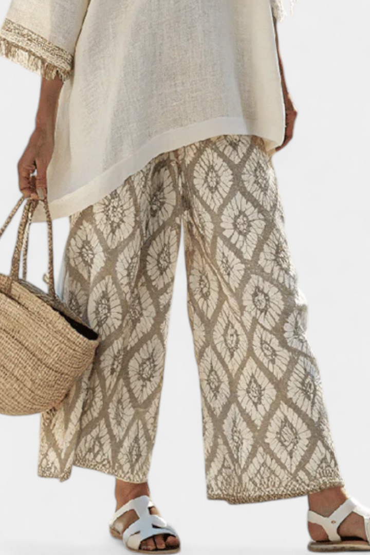 Eduarda - Conjunto elegante Boho-Chic en color crema con patrón Ikat