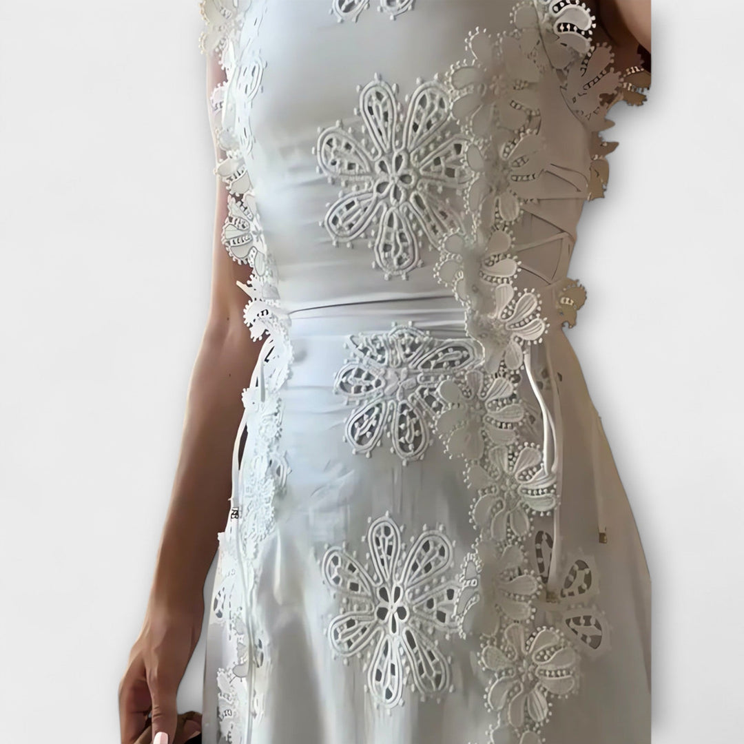 Éliora - Vestido maxi blanco con estampado de flores de encaje