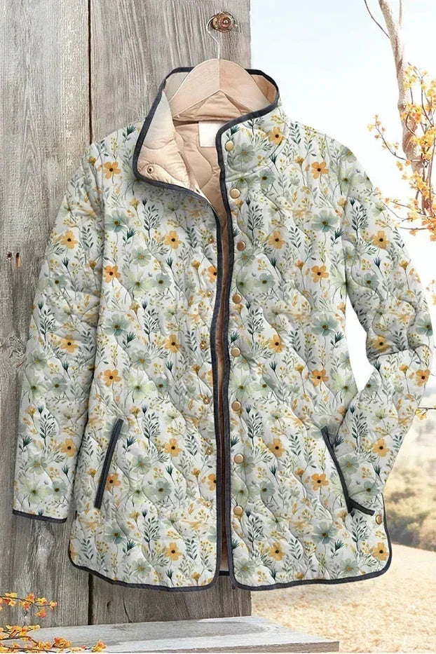 Alma - Chaqueta acolchada con flores dispersas