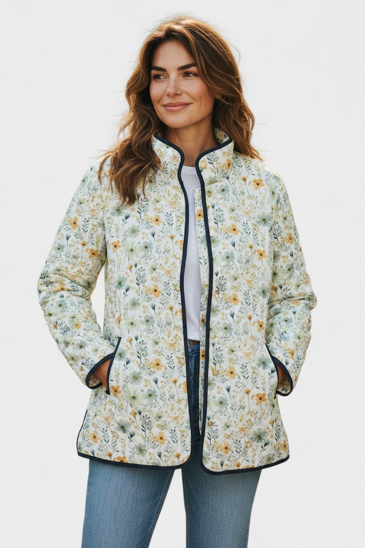Alma - Chaqueta acolchada con flores dispersas