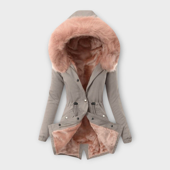 Maura - Chaqueta de invierno suave en verde oliva con capucha de pelo