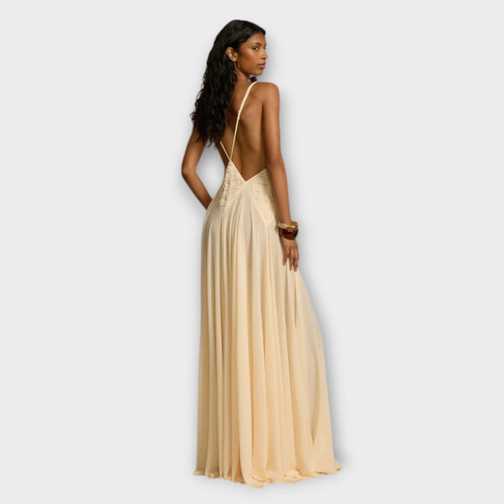 Lavinia - Vestido maxi color crema con escote en V profundo