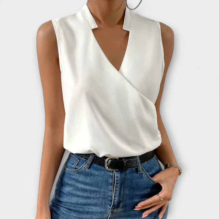 Sabrine - Top de verano blanco suave con escote en V