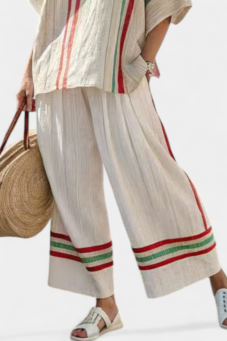 Beatriz - Conjunto mediterráneo color crema con rayas