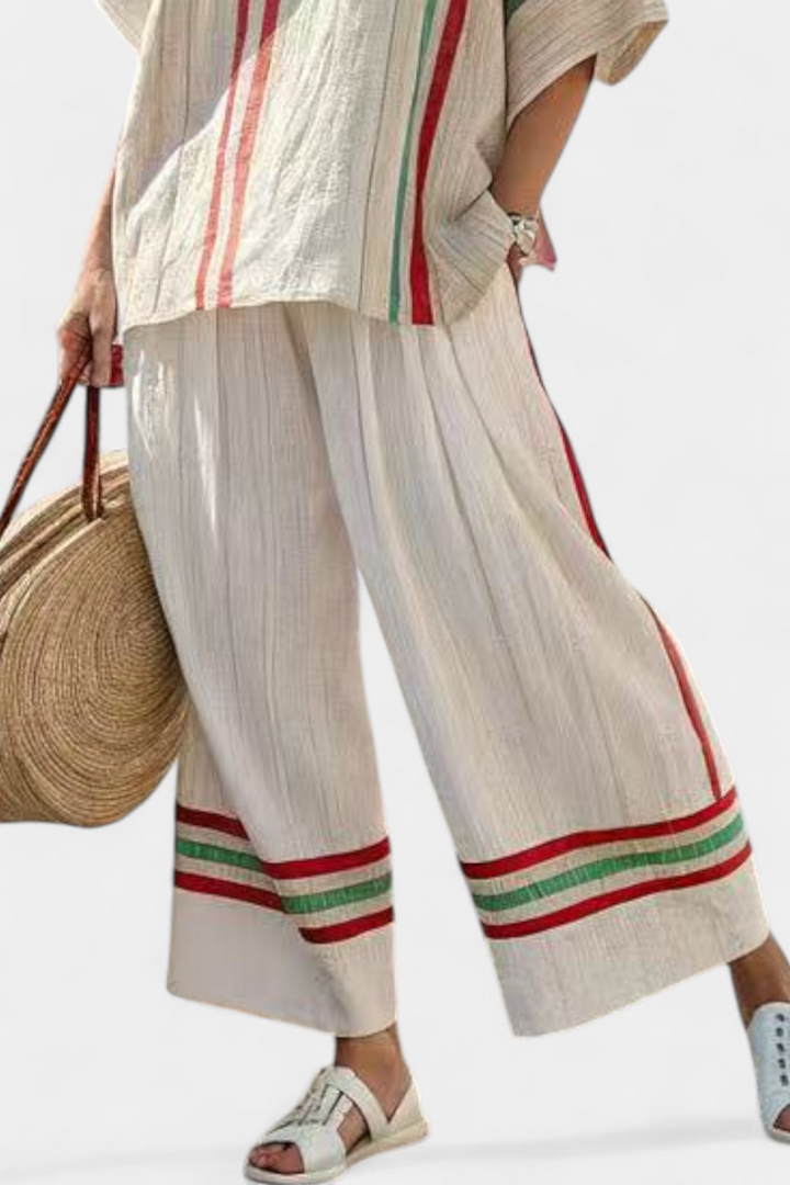 Beatriz - Conjunto mediterráneo color crema con rayas