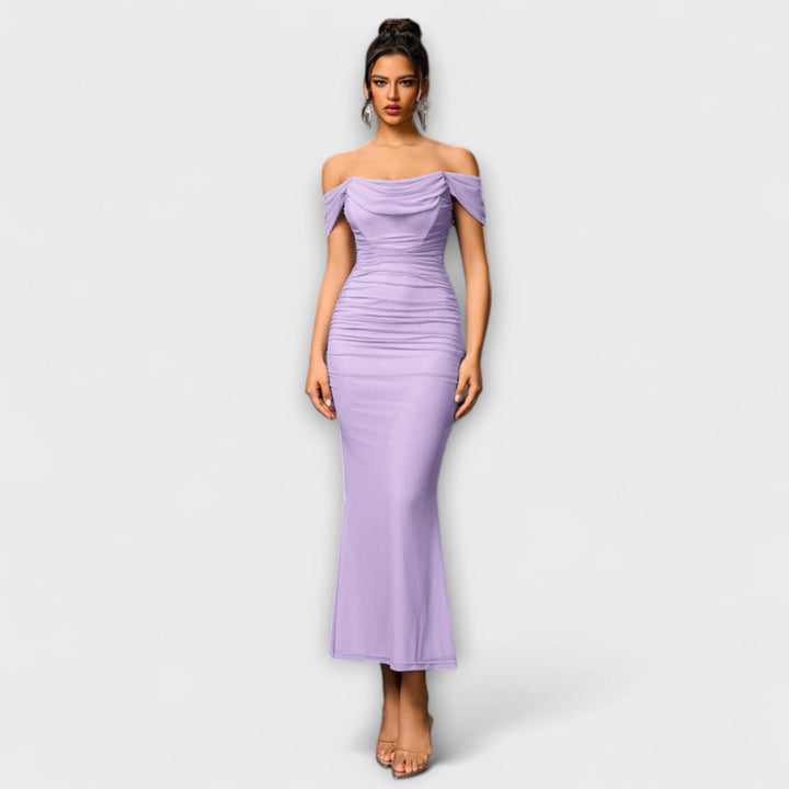 Ione - Vestido ajustado marrón con hombros al descubierto