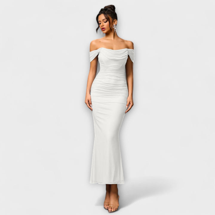 Ione - Vestido ajustado marrón con hombros al descubierto