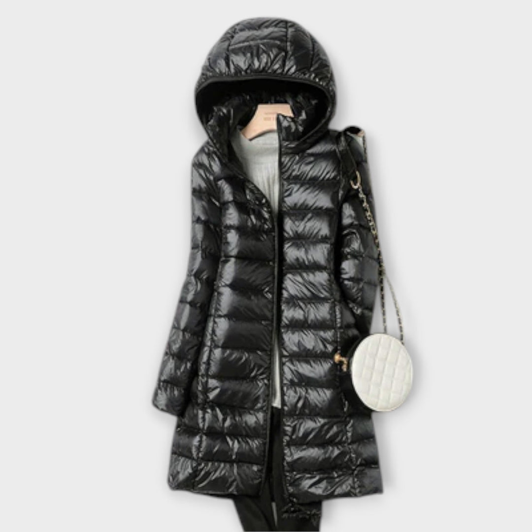 Annika - Chaqueta de plumas ultraligera beige con capucha