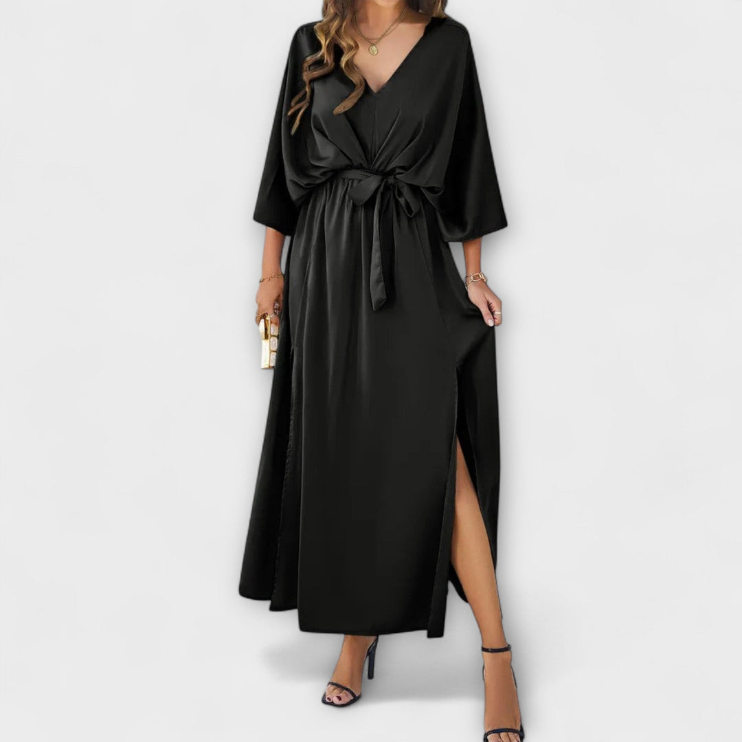 Sabrina - Vestido maxi color crema con escote en V