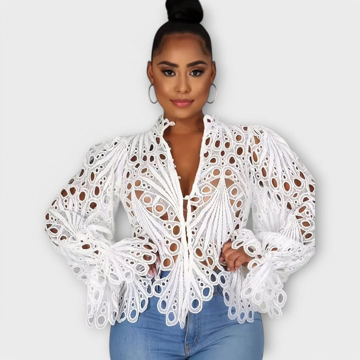 Savannah - Blusa blanca asimétrica con encaje
