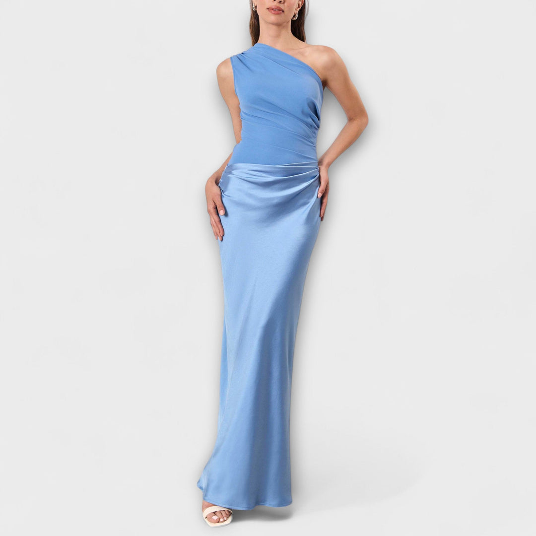 Vestido maxi elegante de un solo hombro en marrón