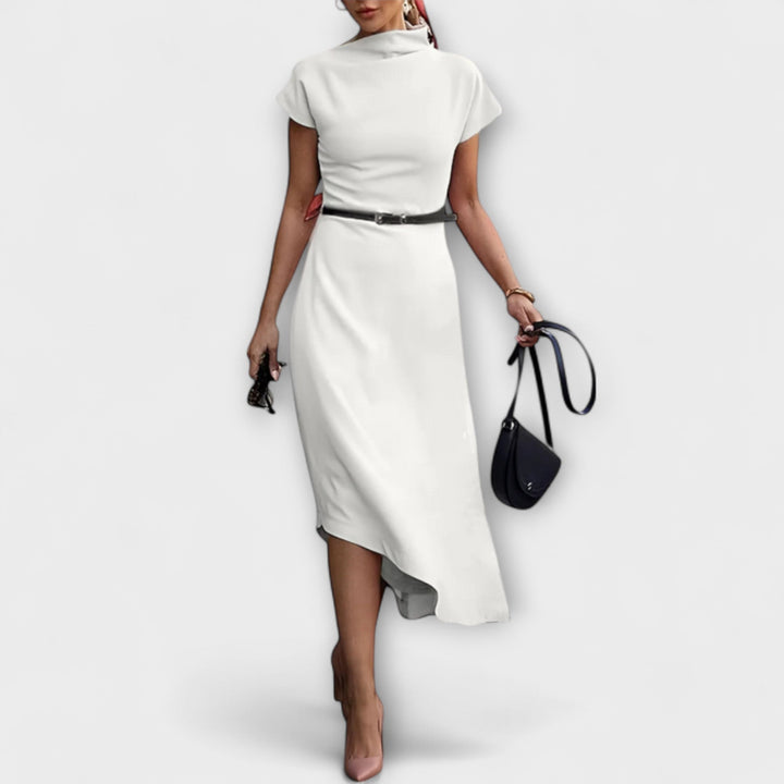Amelia - Vestido urbano asimétrico en blanco