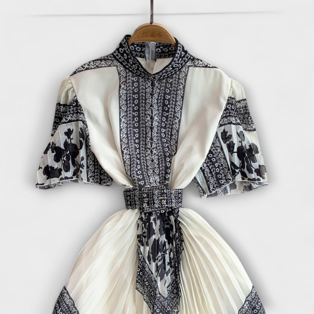Delilah - Vestido vintage blanco y rojo con cuello alto