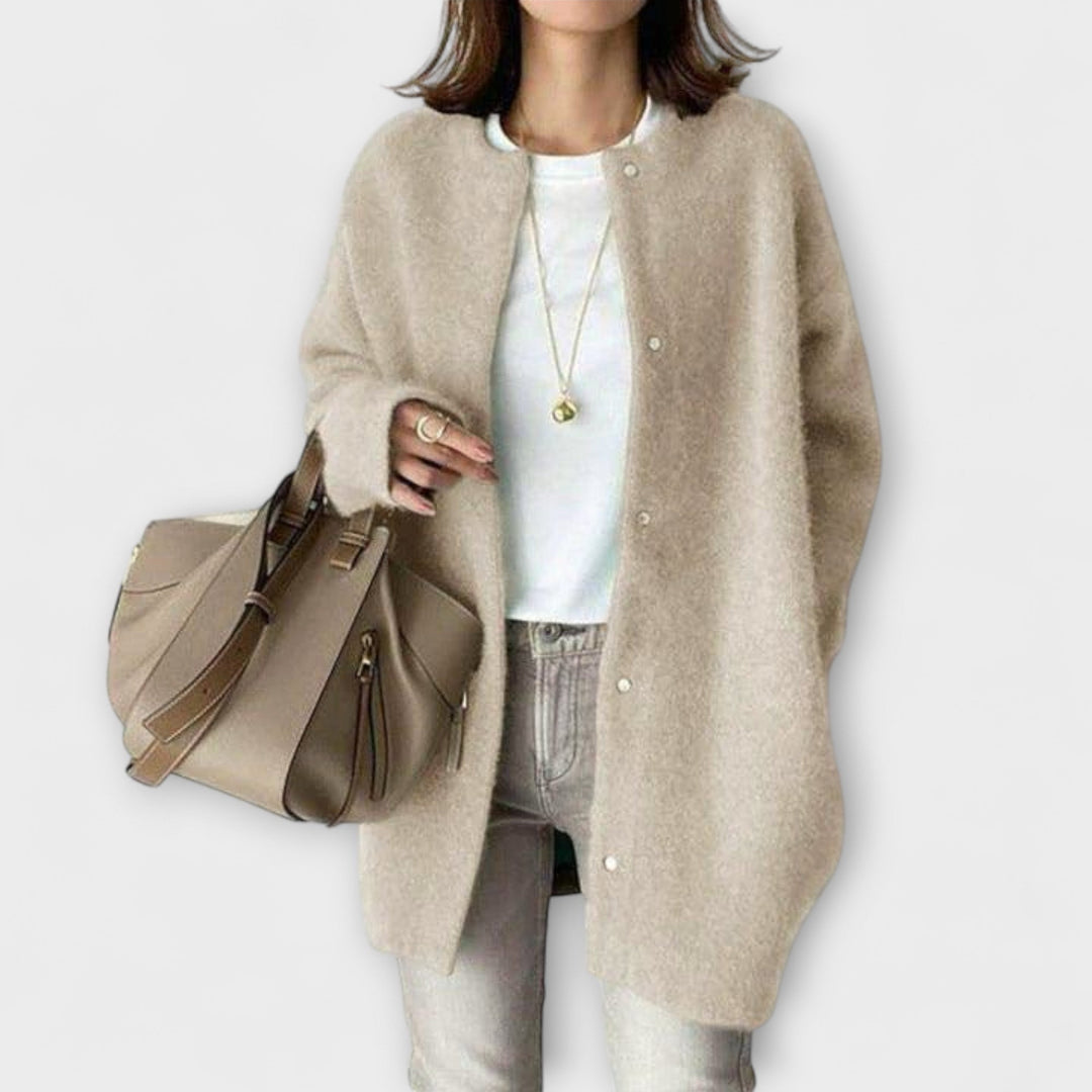 Amy - Chaqueta beige de corte relajado y cómoda