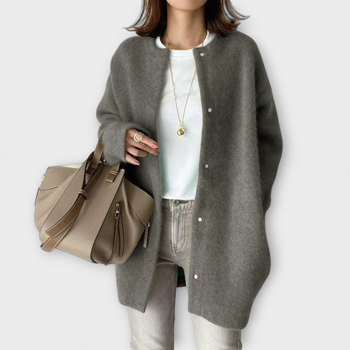 Amy - Chaqueta beige de corte relajado y cómoda