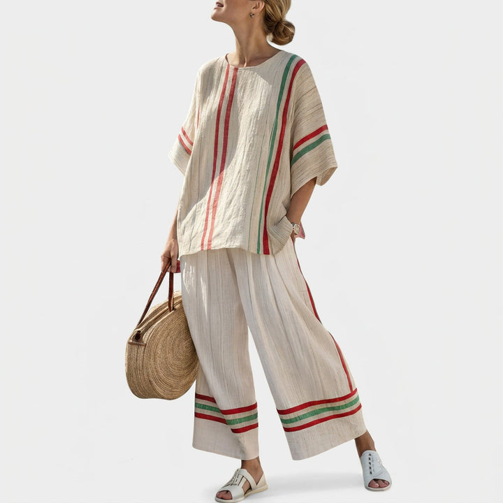 Beatriz - Conjunto mediterráneo color crema con rayas