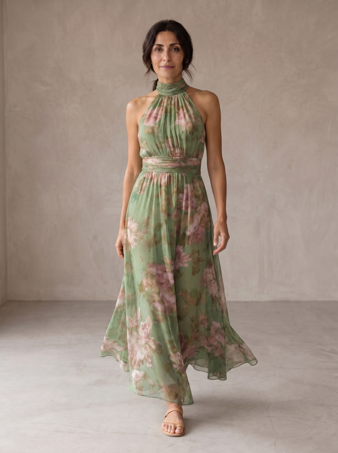 Lidia - Elegante vestido maxi halter con estampado floral
