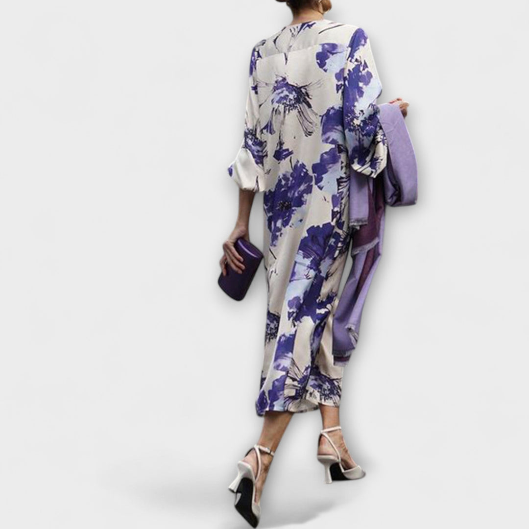 María - Vestido blanco y lila con estampado de flores