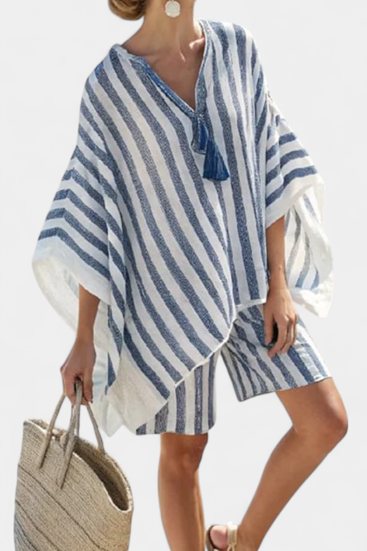 Salomé - Conjunto de blusa y pantalones cortos a rayas azul y blanco