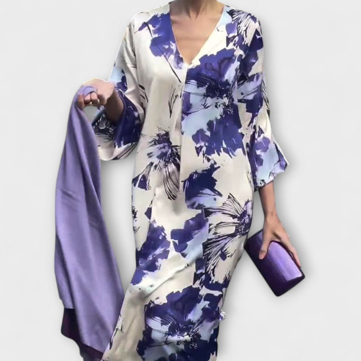 María - Vestido blanco y lila con estampado de flores