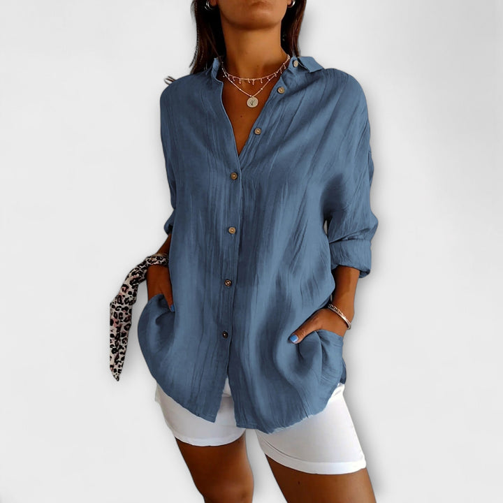 Saskia - Blusa elegante de lino azul claro