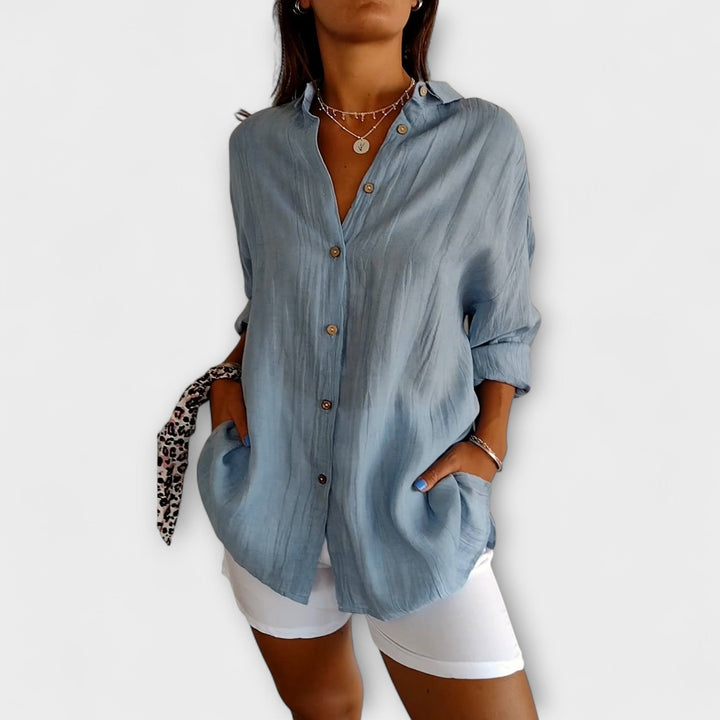 Saskia - Blusa elegante de lino azul claro