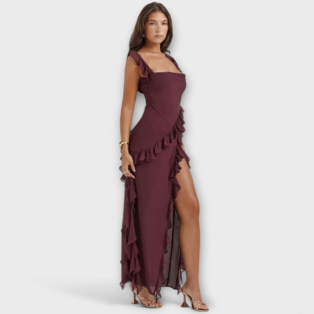 Lara - Vestido maxi burdeos con abertura elegante