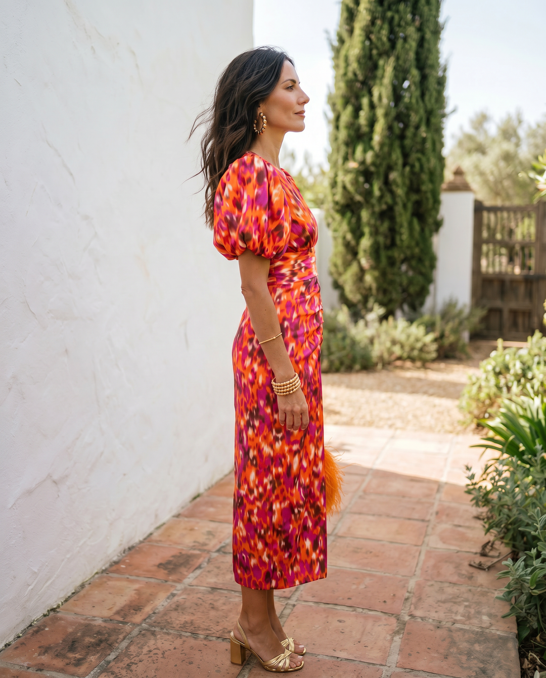 Carla - Vestido midi floral con mangas abullonadas